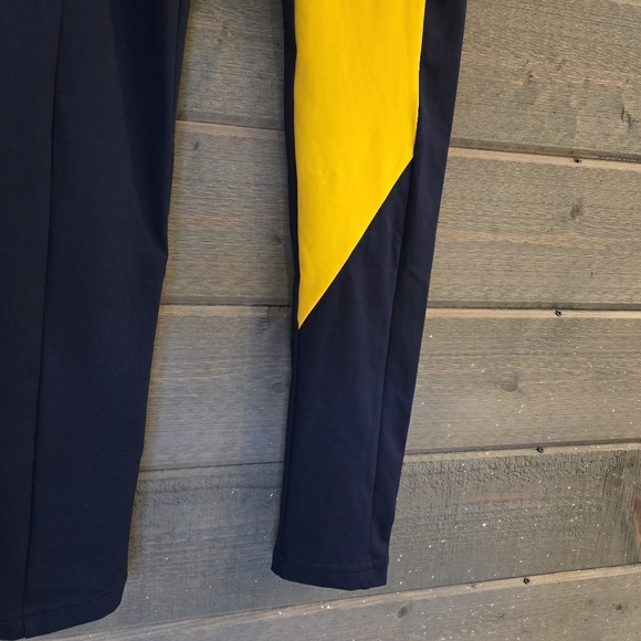 Gymshark Women's Asymmetrical Navy & Yellow Leggings - Picture 7 of 12